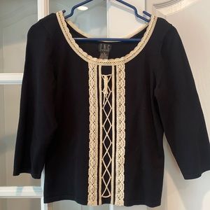 Half sleeve sweater